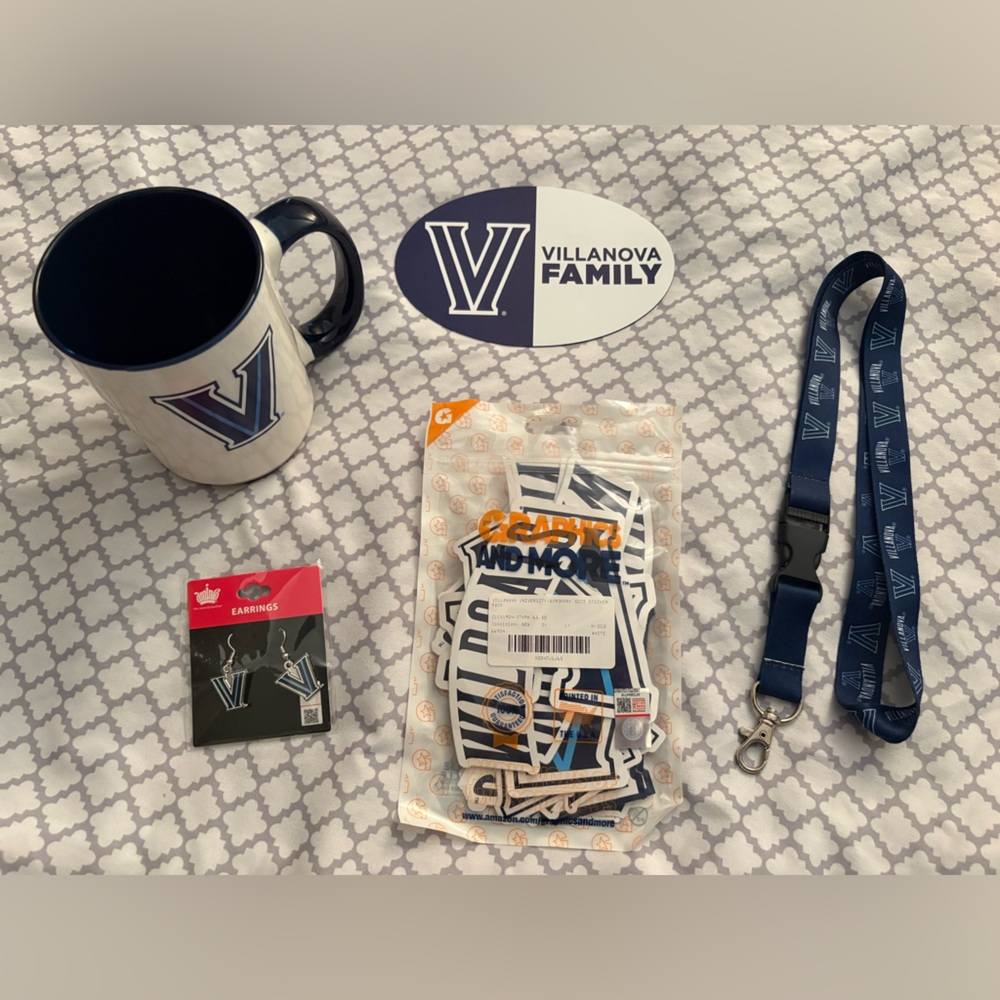 NEW! Villanova University Merchandise Set